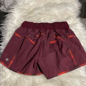 Lululemon tracker short